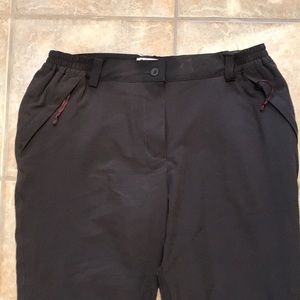 Mountain Warehouse fleece lined pants. Size 8